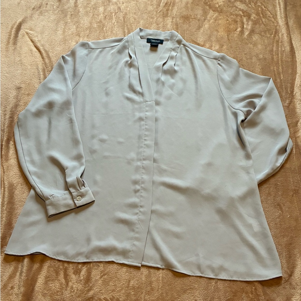 Jones New York Light Gray Blouse